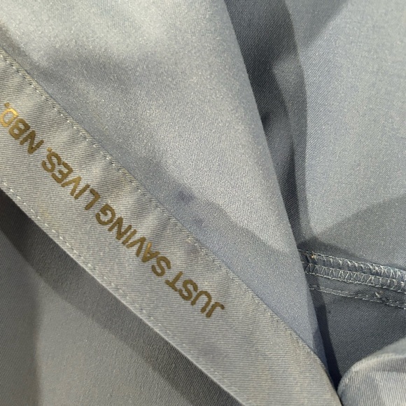 Figs Rafaela Oversized Scrub Top - Picture 4 of 4